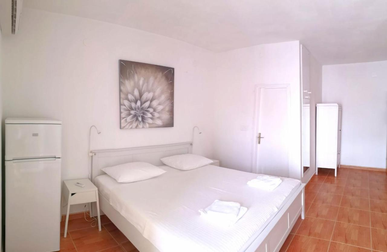 Apartments Angela מאקרסקה מראה חיצוני תמונה