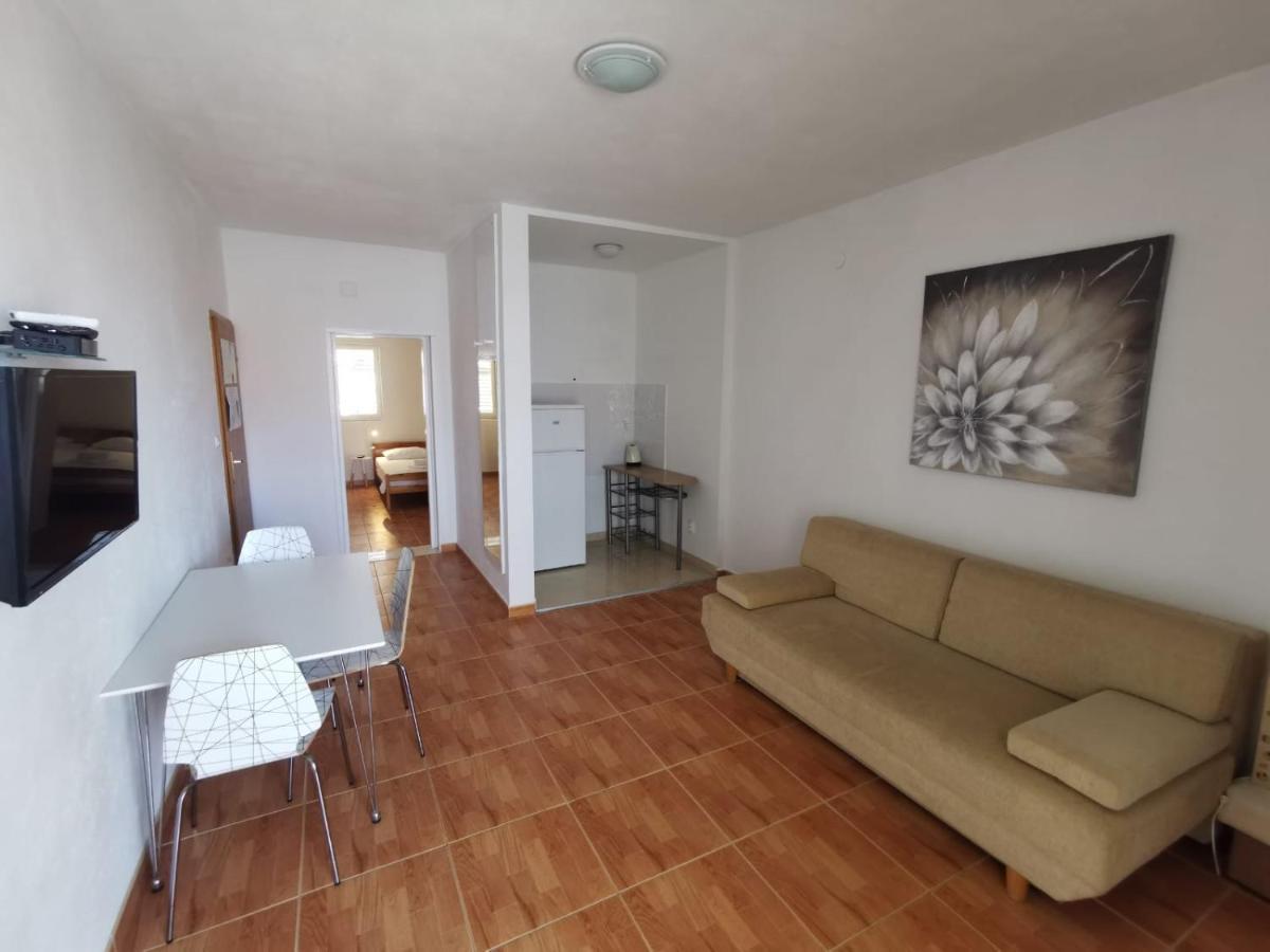 Apartments Angela מאקרסקה מראה חיצוני תמונה