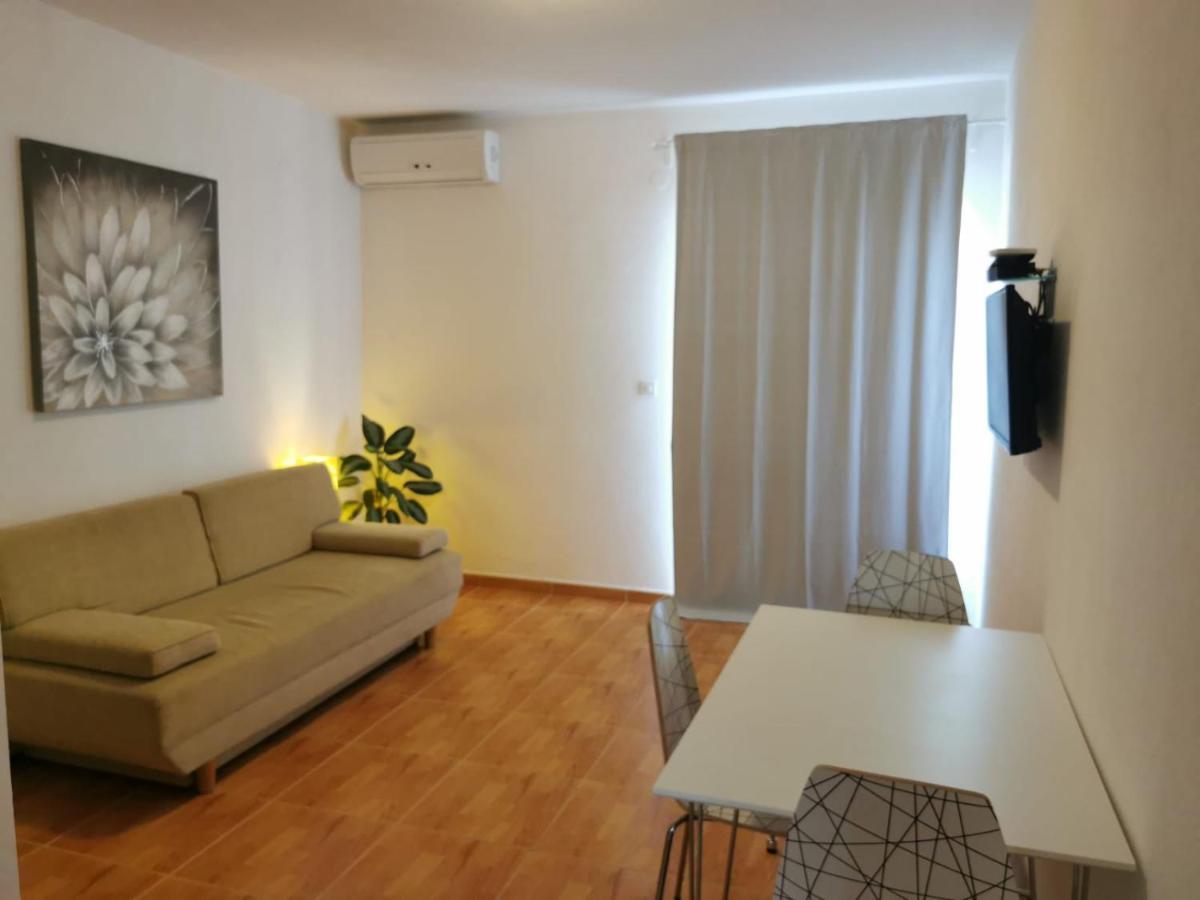 Apartments Angela מאקרסקה חדר תמונה