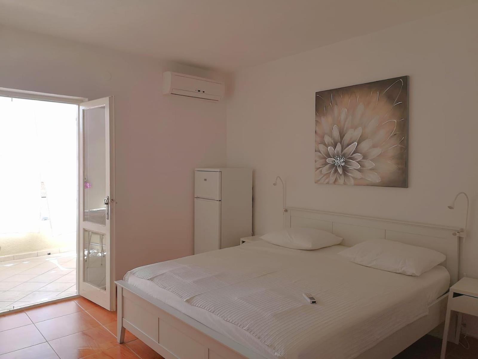 Apartments Angela מאקרסקה חדר תמונה