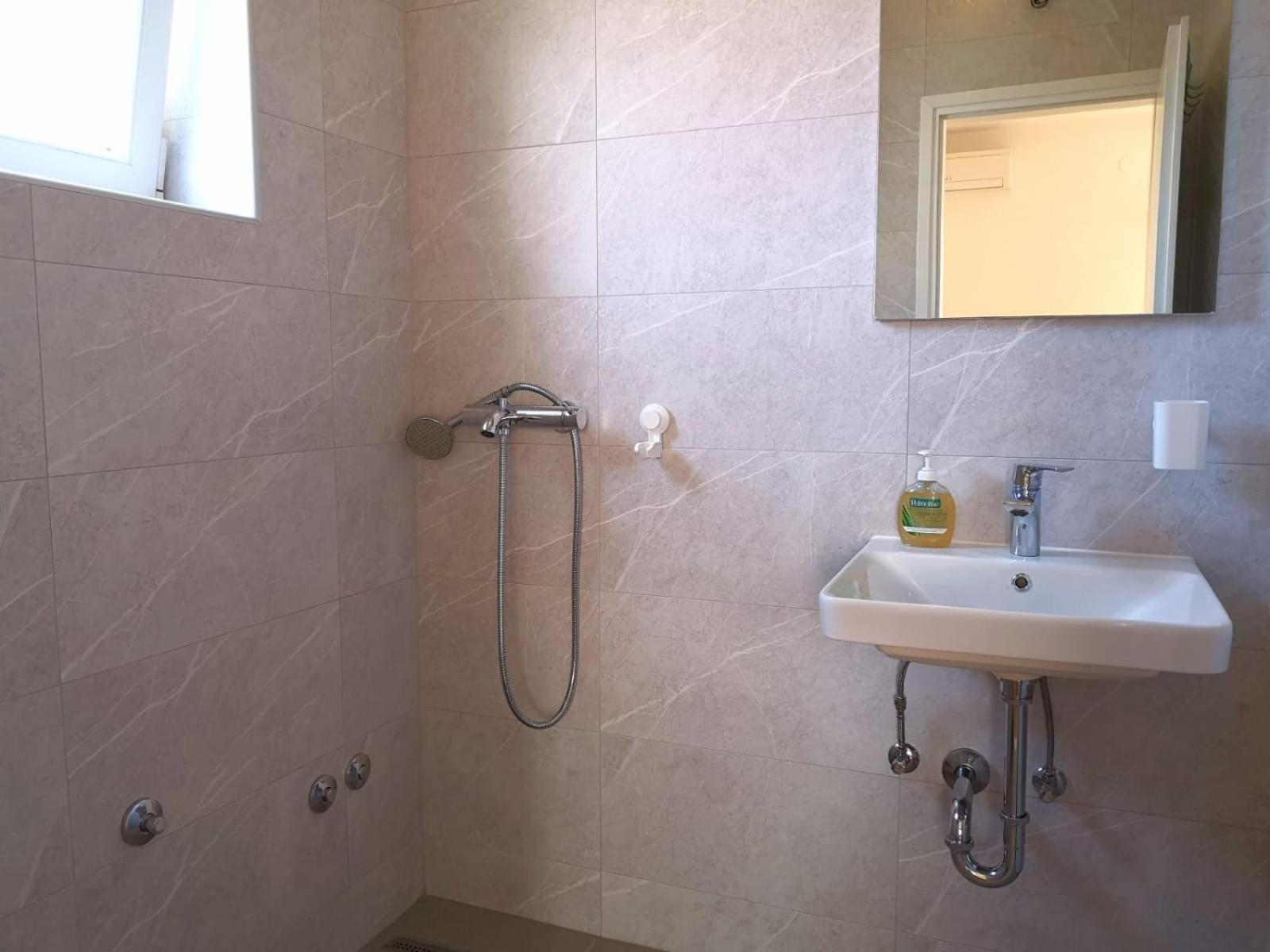 Apartments Angela מאקרסקה חדר תמונה
