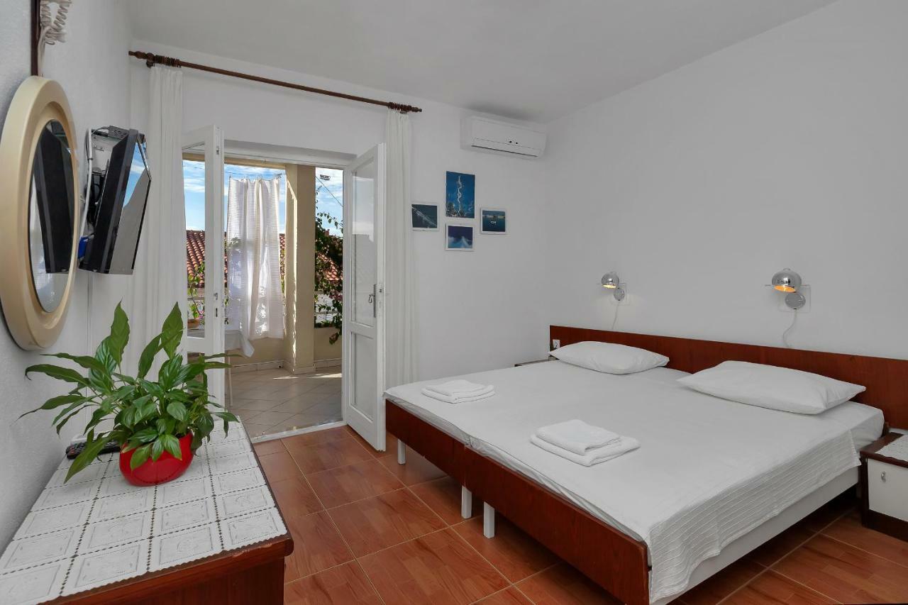 Apartments Angela מאקרסקה מראה חיצוני תמונה
